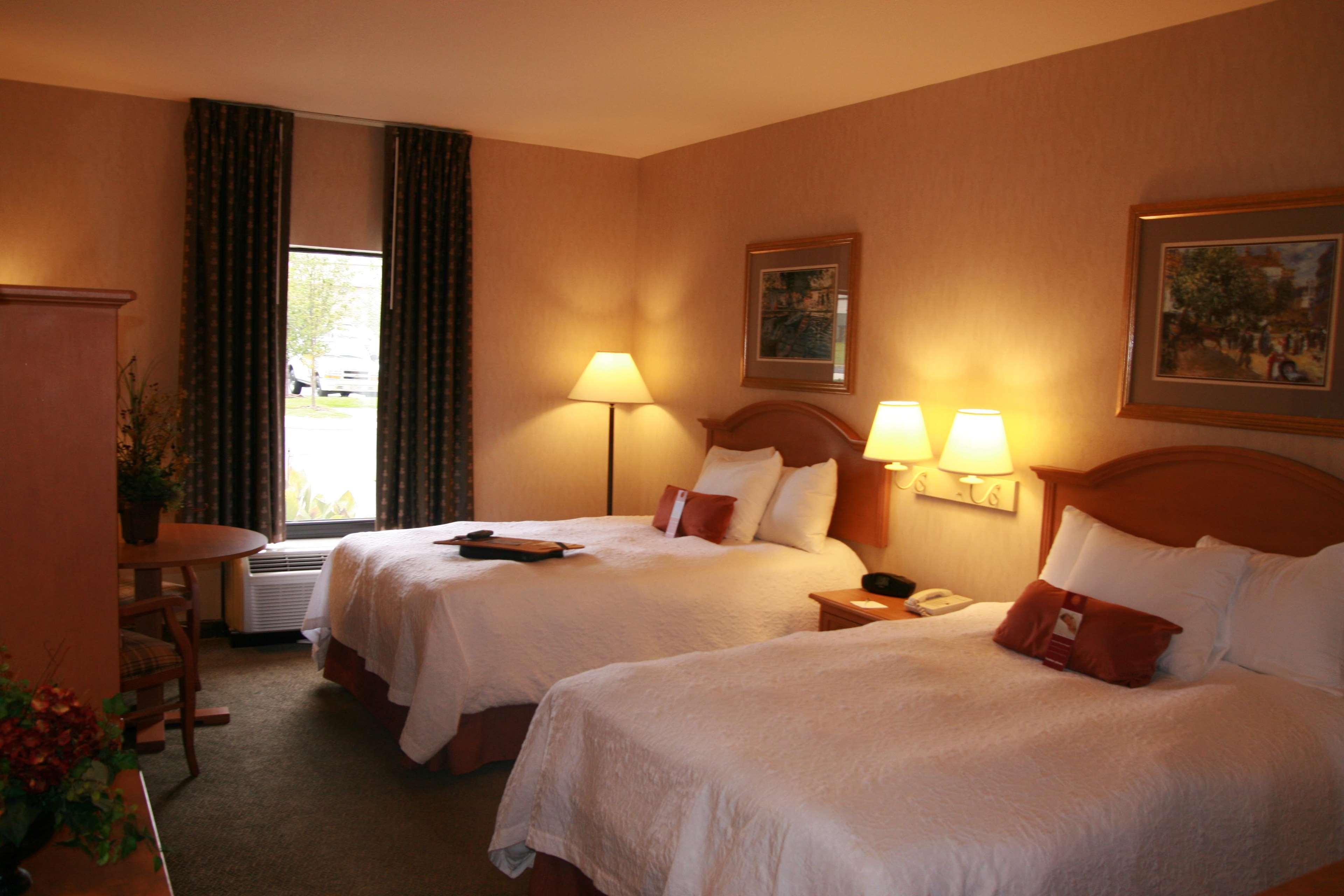 Hampton Inn Saint Robert Kültér fotó