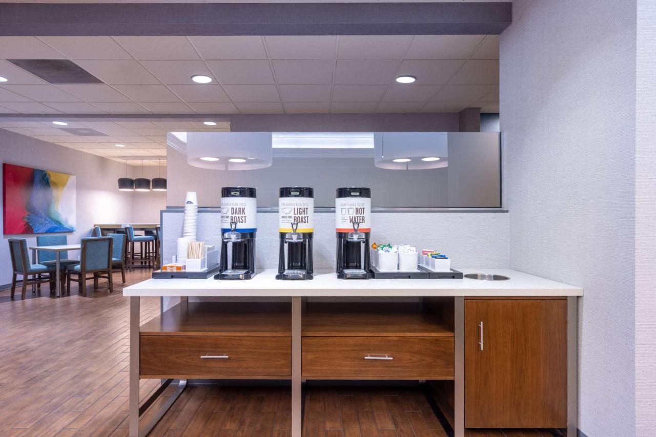 Hampton Inn Saint Robert Kültér fotó