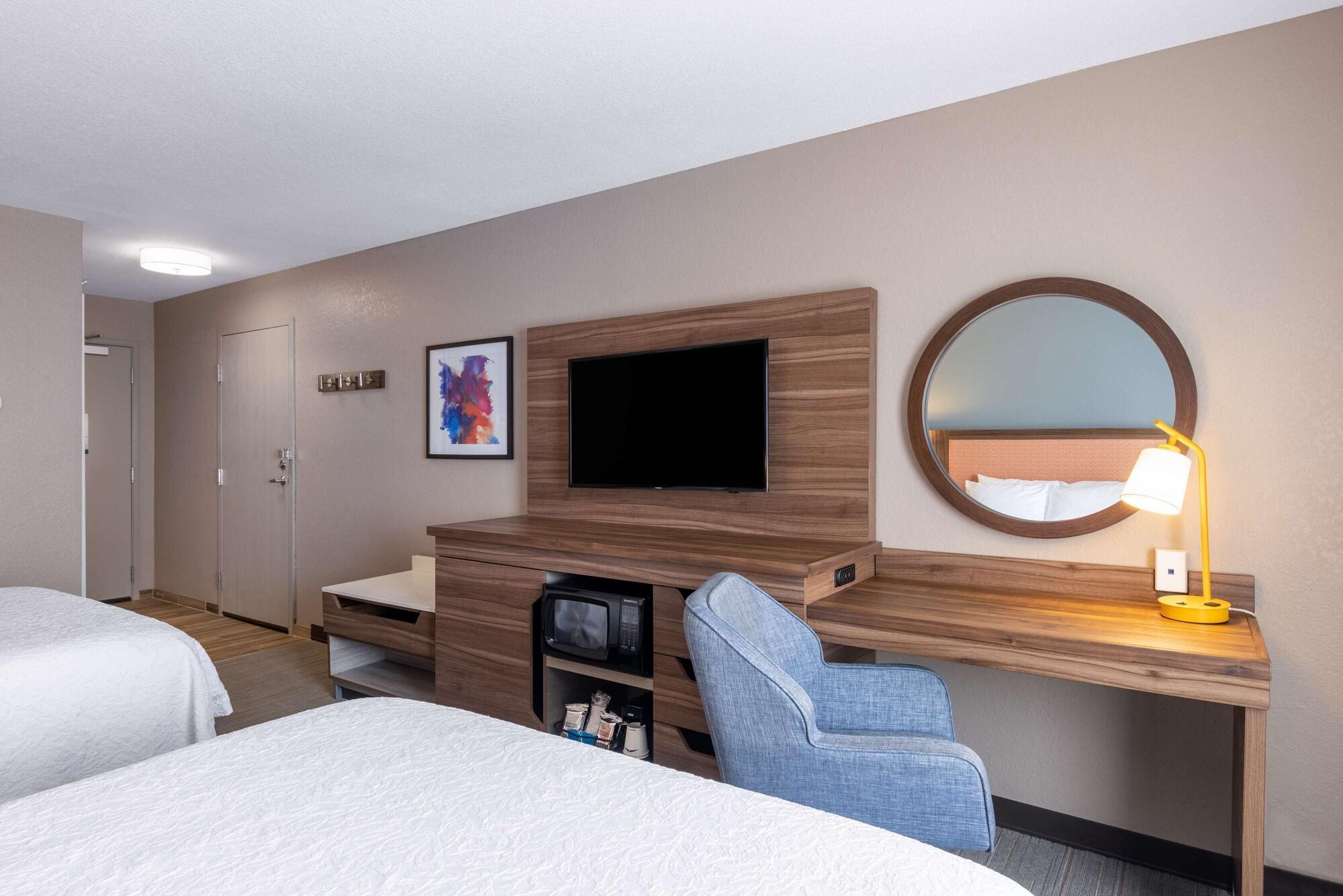 Hampton Inn Saint Robert Kültér fotó