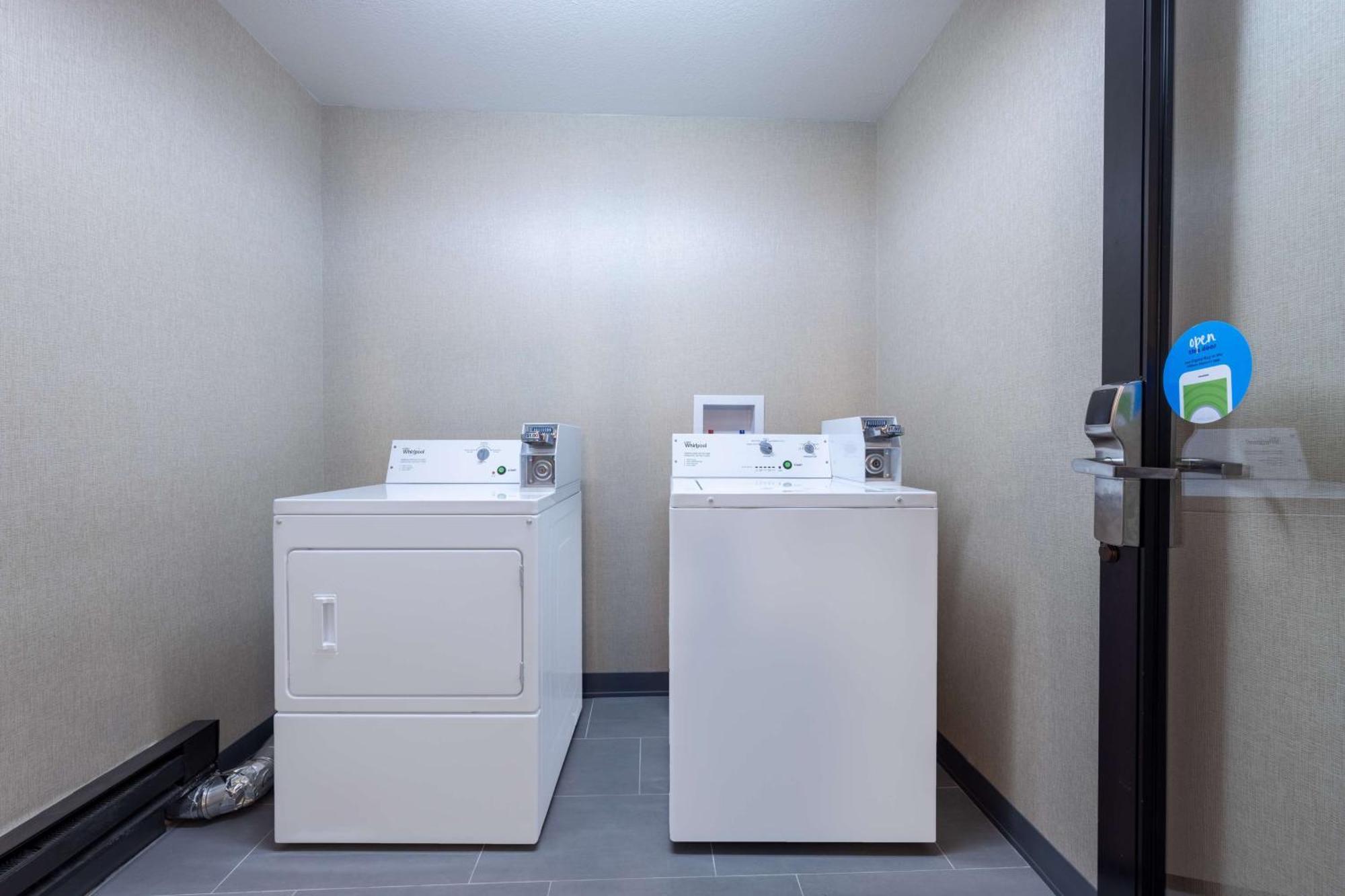 Hampton Inn Saint Robert Kültér fotó