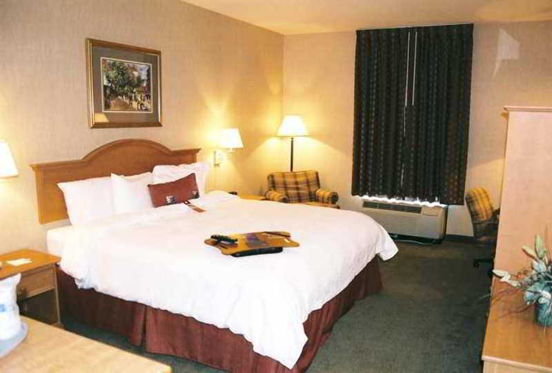 Hampton Inn Saint Robert Szoba fotó